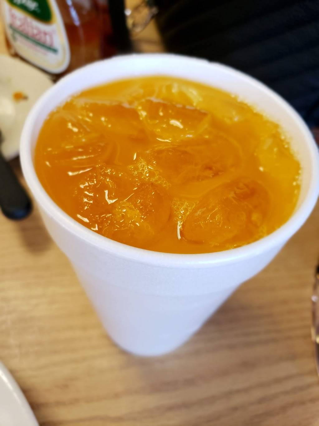 Olympic Deli Restaurant | restaurant | 232 Chestnut St, Springfield, MA 01103, USA | 4137321600 OR +1 413-732-1600