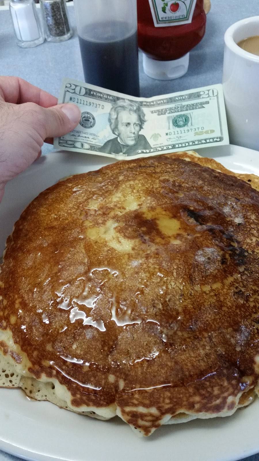 The Kettle | restaurant | 445 Church St, Saratoga Springs, NY 12866, USA | 5185849734 OR +1 518-584-9734