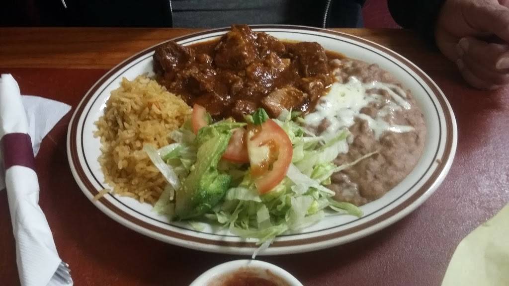 Los Tapatios | restaurant | 1030 N Hwy 67, Cedar Hill, TX 75104, USA | 9726374737 OR +1 972-637-4737