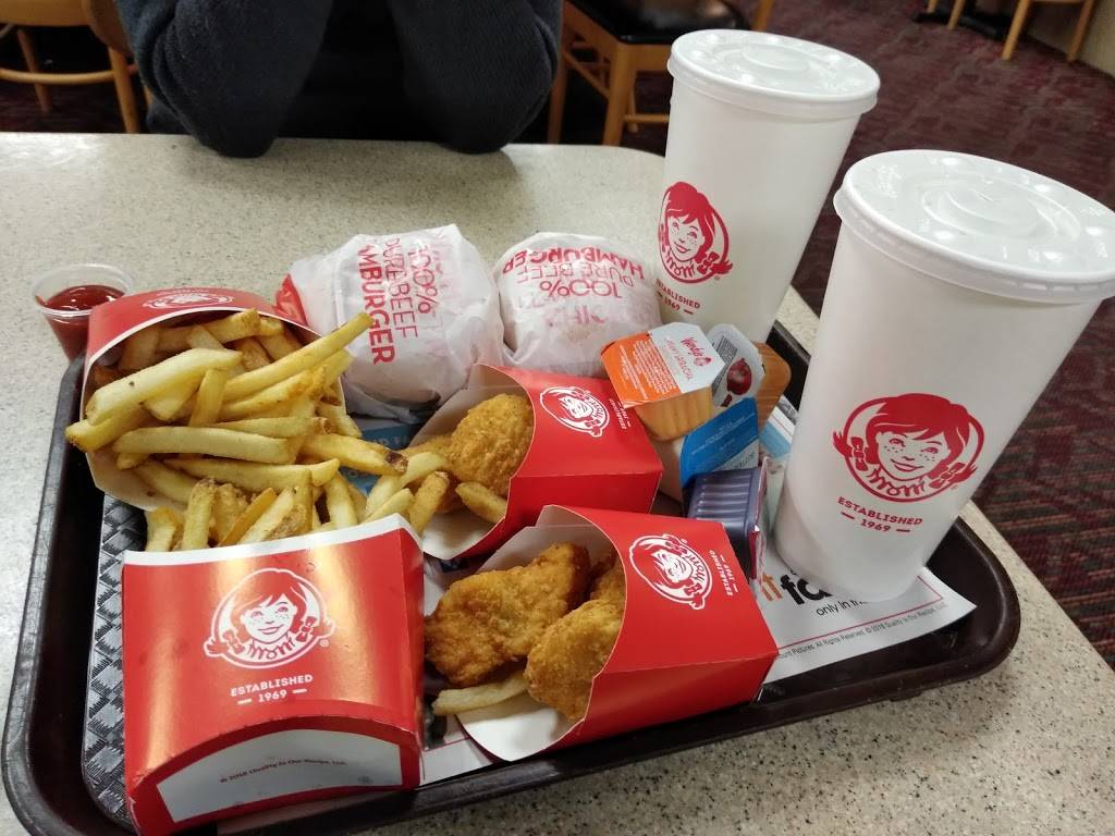 Wendys | restaurant | 7515 Niagara Falls Blvd, Niagara Falls, NY 14304, USA | 7162360300 OR +1 716-236-0300
