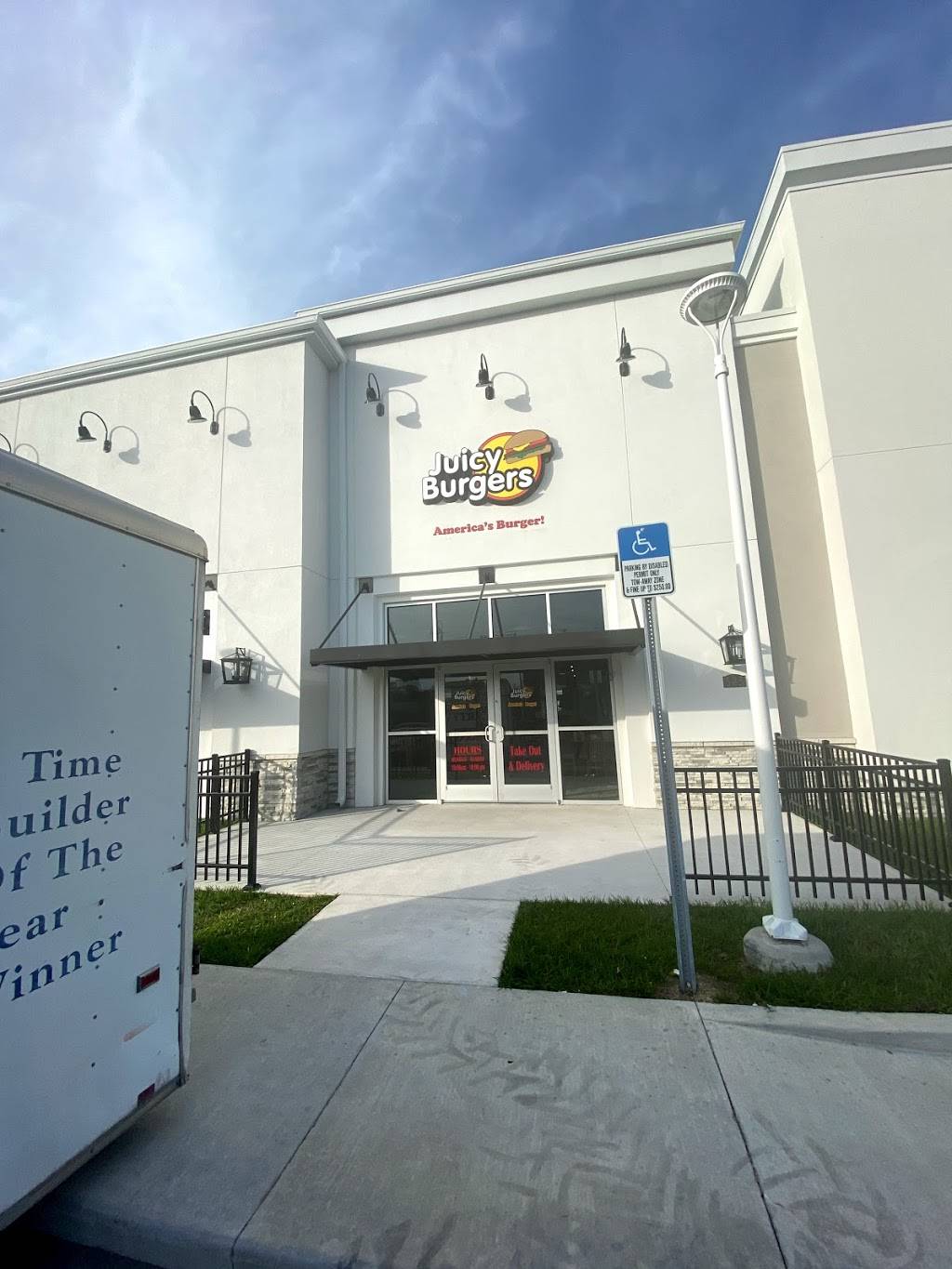 Juicy burger central Florida. winter haven | restaurant | 585 Cypress Gardens Blvd, Winter Haven, FL 33880, USA | 8632297373 OR +1 863-229-7373