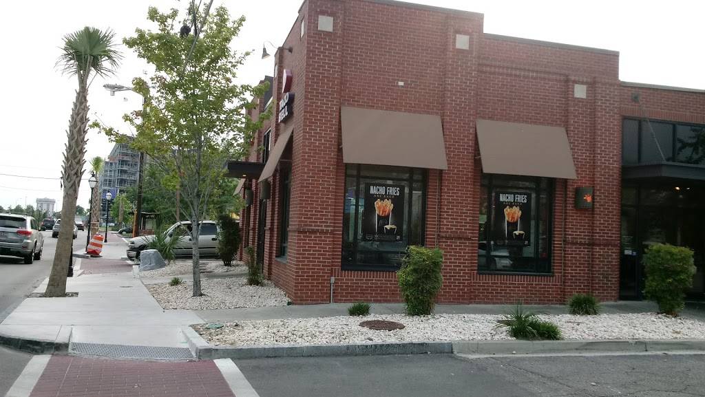 Taco Bell | meal takeaway | 220 Spring St, Charleston, SC 29403, USA | 8437220659 OR +1 843-722-0659