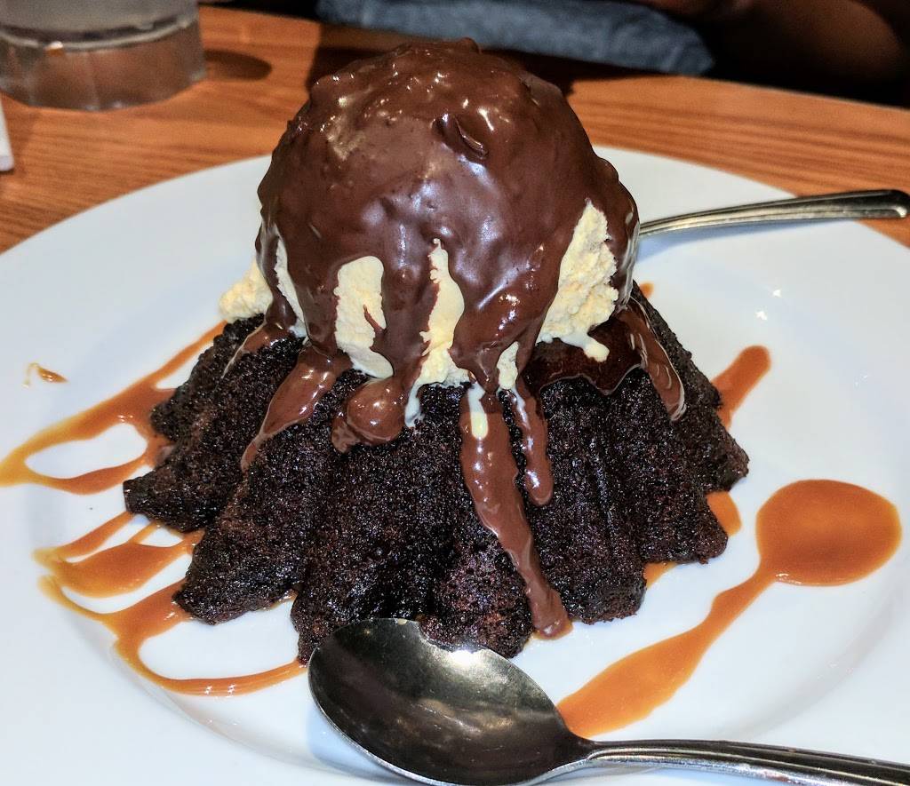 Chilis Grill & Bar | restaurant | 2440 Piedmont Rd NE, Atlanta, GA 30324, USA | 4048487979 OR +1 404-848-7979