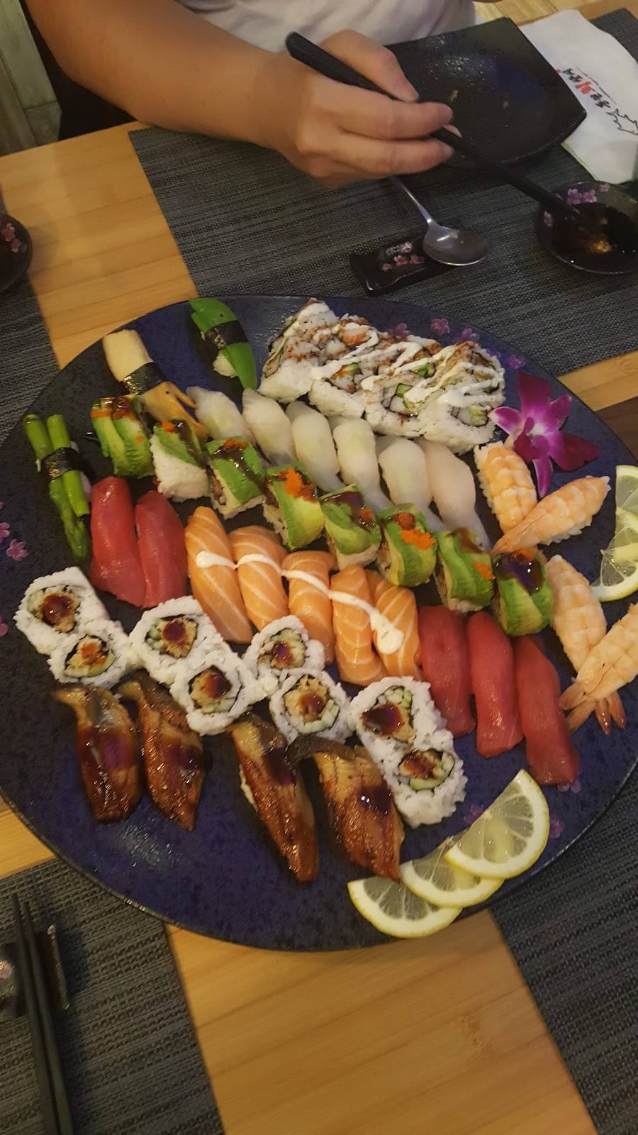 Dongwon Sushi & Tuna | restaurant | 41-19 162nd St, Flushing, NY 11358, USA | 7189611761 OR +1 718-961-1761
