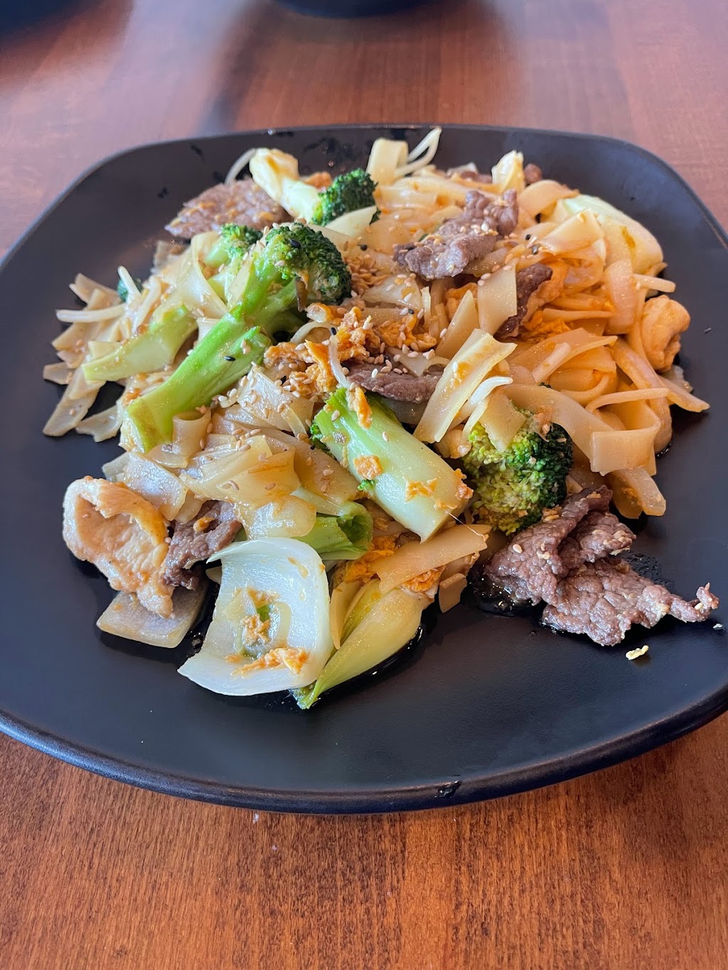 Pho Neo Asian Kitchen & Boba Tea | restaurant | 6758 Eagle Watch Dr, Orlando, FL 32822, USA | 4072718079 OR +1 407-271-8079