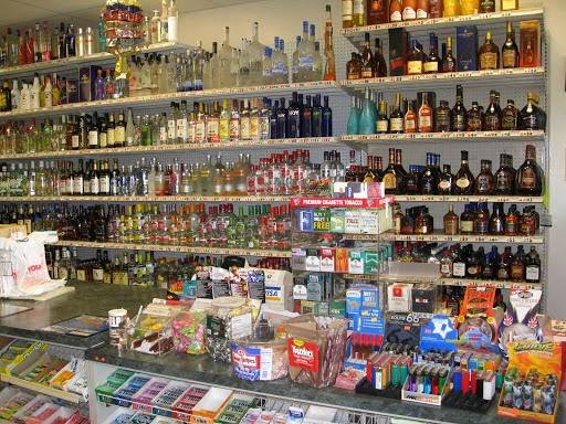 Tweenys Market | restaurant | 19191 Merriman Rd, Livonia, MI 48152, USA | 2484785312 OR +1 248-478-5312