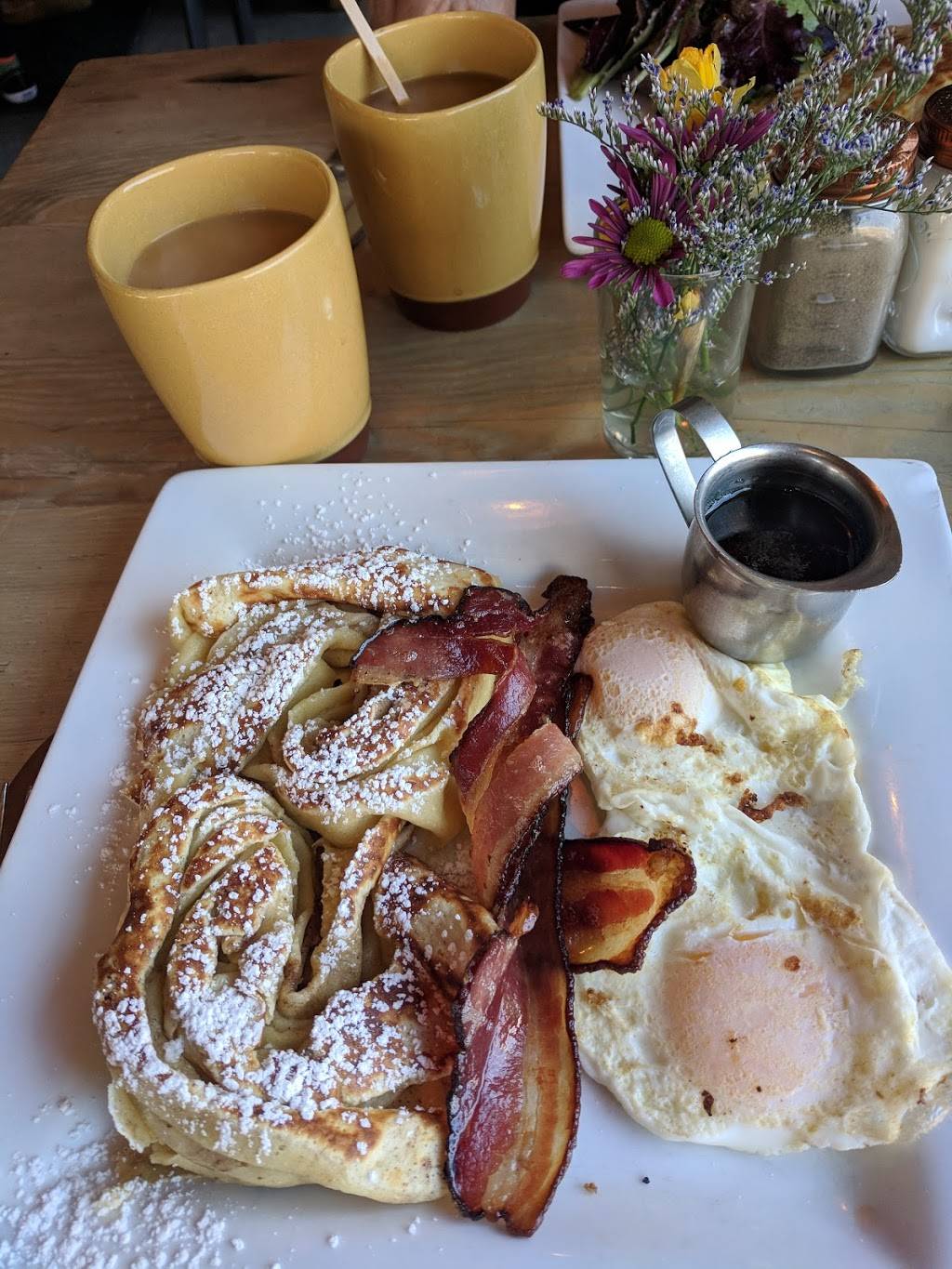 The Skinny Pancake | restaurant | 89 Main St, Montpelier, VT 05602, USA | 8022622253 OR +1 802-262-2253