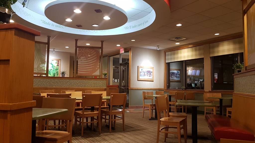 Wendys | restaurant | 1760 Sharkey Way, Lexington, KY 40511, USA | 8592802300 OR +1 859-280-2300