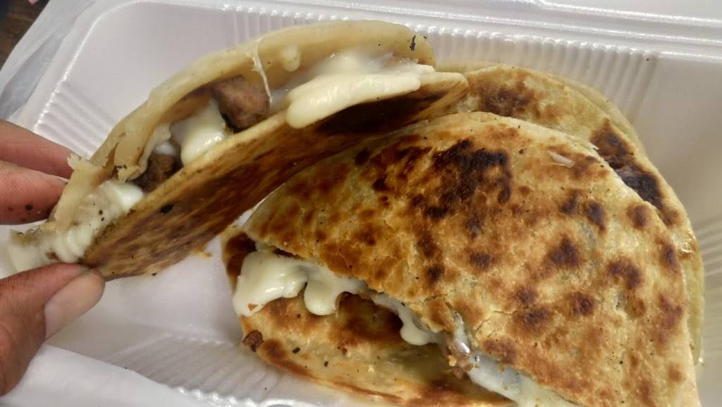 Toro loco tacos y burros percherón | restaurant | 370 E Chandler Blvd, Chandler, AZ 85225, USA | 4804370360 OR +1 480-437-0360