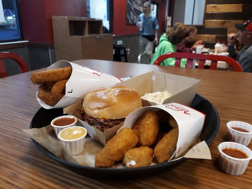 Arbys | restaurant | 172 Market St, Potsdam, NY 13676, USA | 3152651240 OR +1 315-265-1240