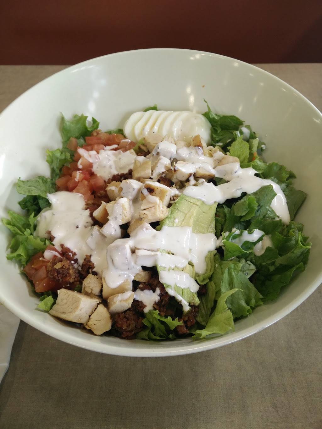 Farmer Boys | restaurant | 263 N Lincoln Ave, Corona, CA 92882, USA | 9515200077 OR +1 951-520-0077