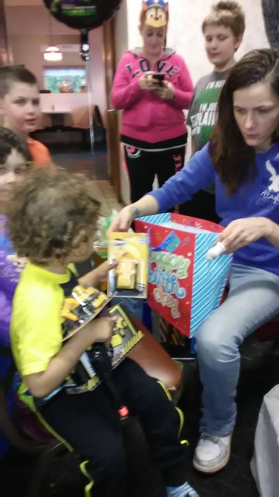 Pizza Joes | restaurant | 52 S Water Ave, Sharon, PA 16146, USA | 7243422500 OR +1 724-342-2500