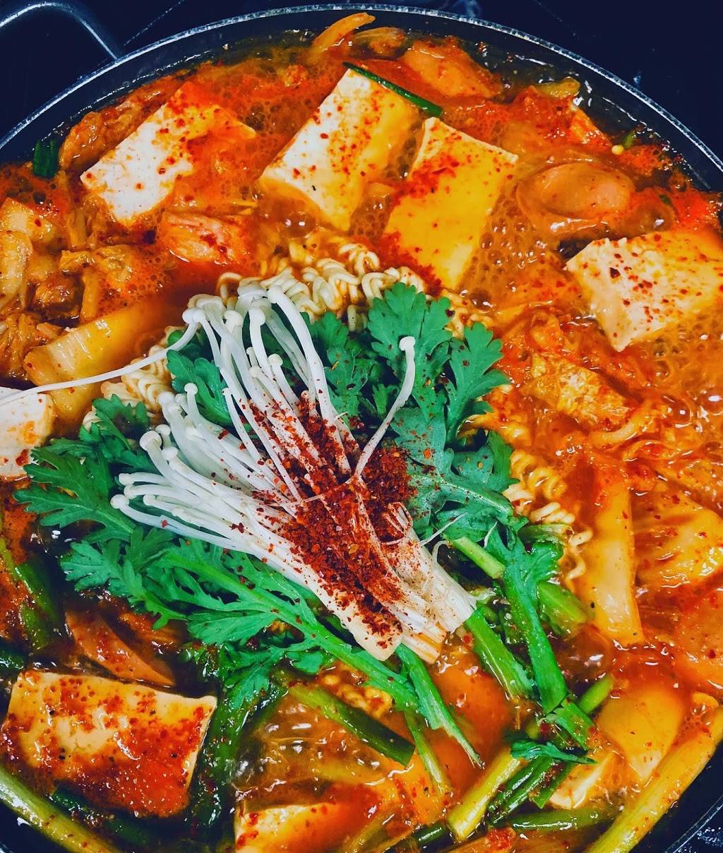 Seoulju Korean Kitchen and Bar | restaurant | 9515 N Lamar Blvd Suite 230, Austin, TX 78753, USA | 5123821858 OR +1 512-382-1858