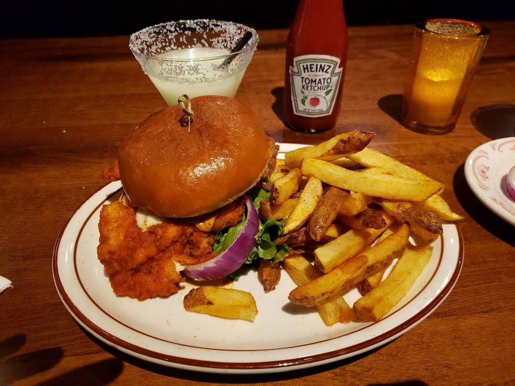 Elm Fork Taphouse | restaurant | 1221 Turbeville Rd, Hickory Creek, TX 75065, USA | 9402797100 OR +1 940-279-7100