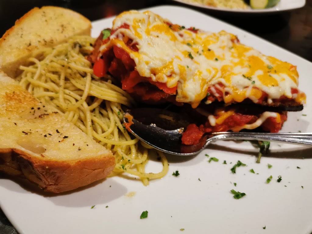 Trus Grill House | restaurant | 220 Riverview Dr, Chatham, ON N7M 5Z8, Canada | 5194360199 OR +1 519-436-0199