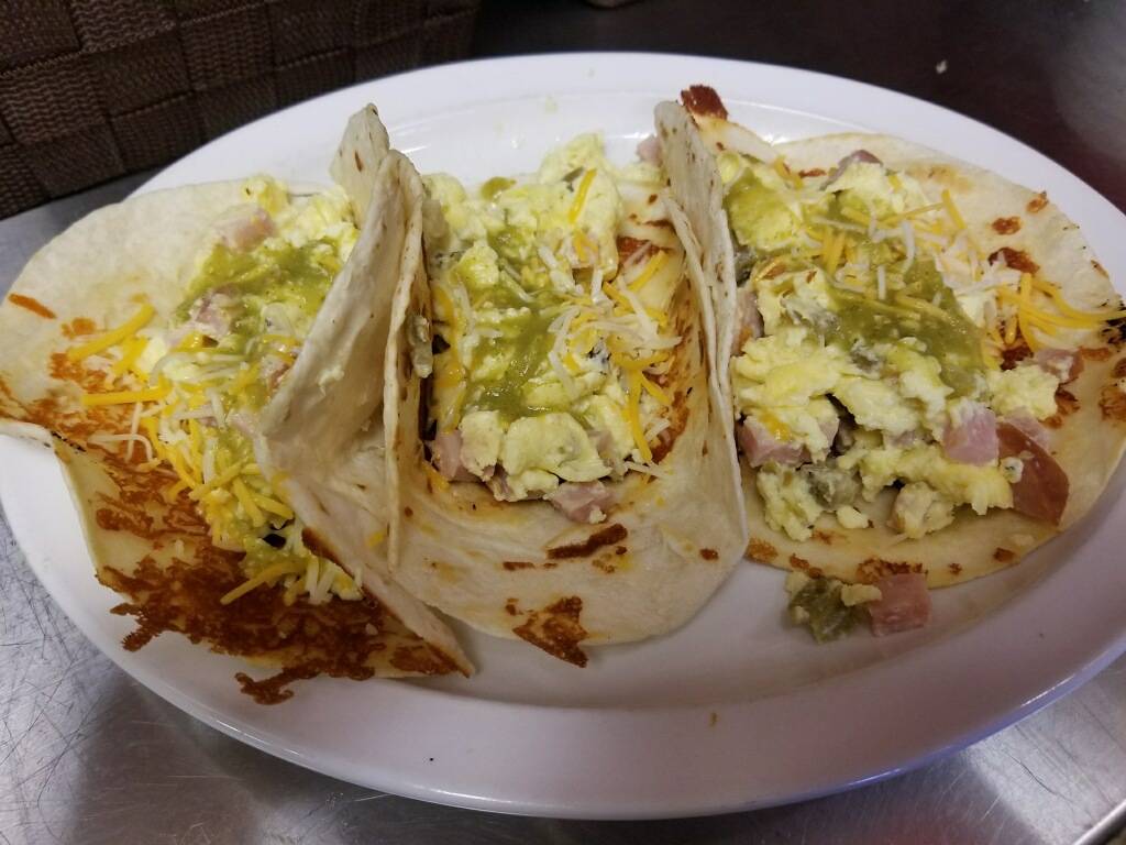 Jerry Bobs Catalina | restaurant | 16639 N Oracle Rd, Tucson, AZ 85739, USA | 5208187882 OR +1 520-818-7882