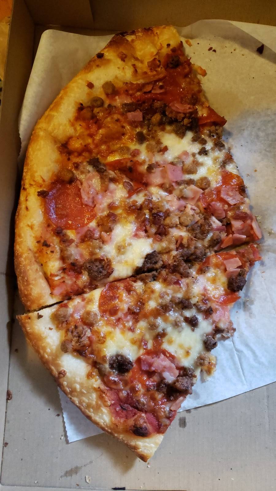 Papas Pizza & Subs | restaurant | 7801 Michigan Ave, Detroit, MI 48210, USA | 3135846684 OR +1 313-584-6684