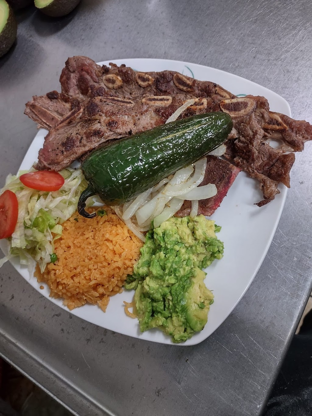 Chapin Restaurante | restaurant | 25981 FM3462, San Benito, TX 78586, USA | 9563677340 OR +1 956-367-7340