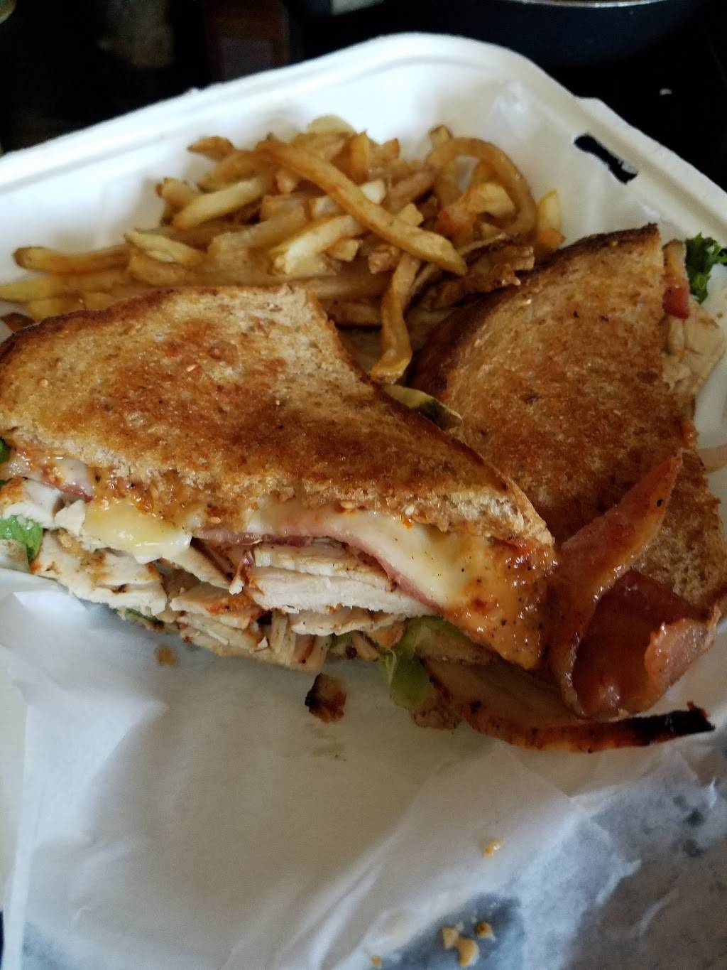 Blackthorn Pub | restaurant | 105 S Saginaw St, Holly, MI 48442, USA | 2483698714 OR +1 248-369-8714