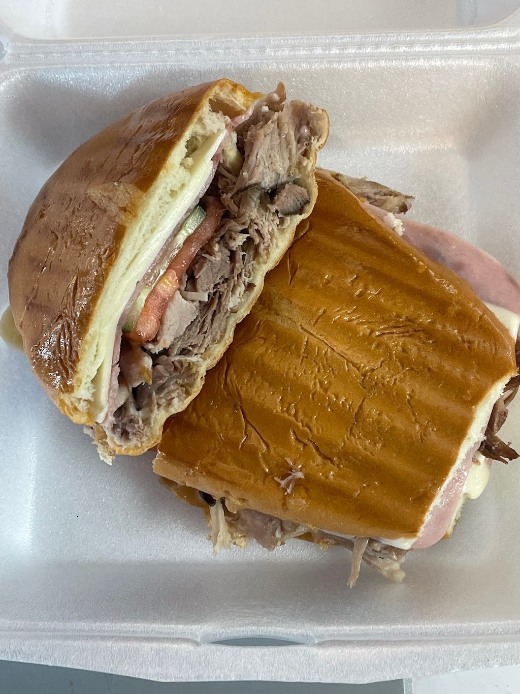 El Sazón de Juana la Cubana | restaurant | 7555 Bellaire Blvd, Houston, TX 77036, USA | 2818654964 OR +1 281-865-4964