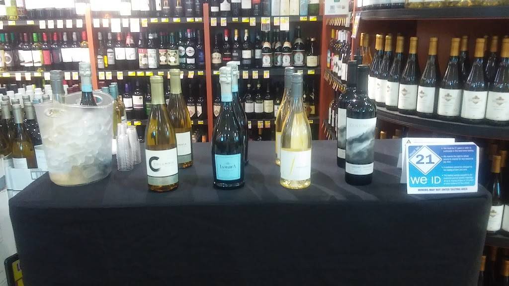 Harris Crossing | shopping mall | 13686 Capital Blvd, Wake Forest, NC 27587, USA | 9198314900 OR +1 919-831-4900