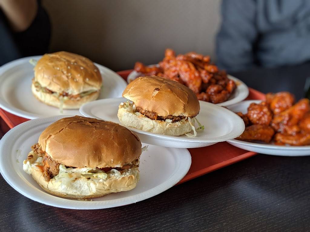 Crown Pizza | restaurant | 2901 Markham Rd #20, Scarborough, ON M1X 0B6, Canada | 4162910001 OR +1 416-291-0001