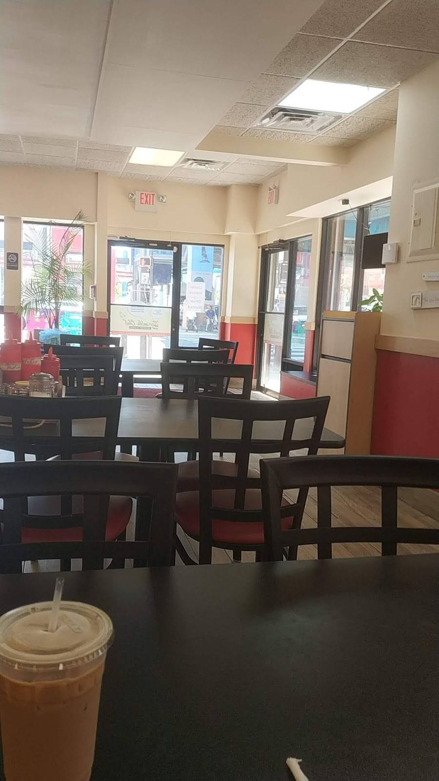 Scramble Club | restaurant | 5201 Market St, Philadelphia, PA 19139, USA | 2159219185 OR +1 215-921-9185