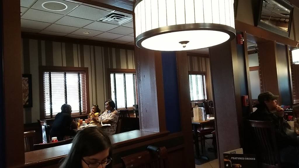 TGI Fridays | restaurant | 1160 Carl D. Silver Parkway, Fredericksburg, VA 22401, USA | 5407853216 OR +1 540-785-3216