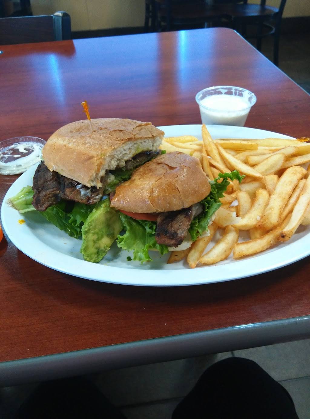 Tams Burgers | restaurant | 180 E Baseline Rd, Rialto, CA 92376, USA | 9098776805 OR +1 909-877-6805