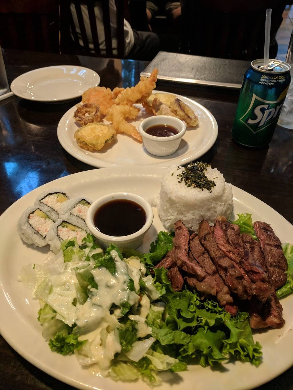 Rolling Sushi | restaurant | 12592 E Foothill Blvd, Rancho Cucamonga, CA 91739, USA | 9098993441 OR +1 909-899-3441