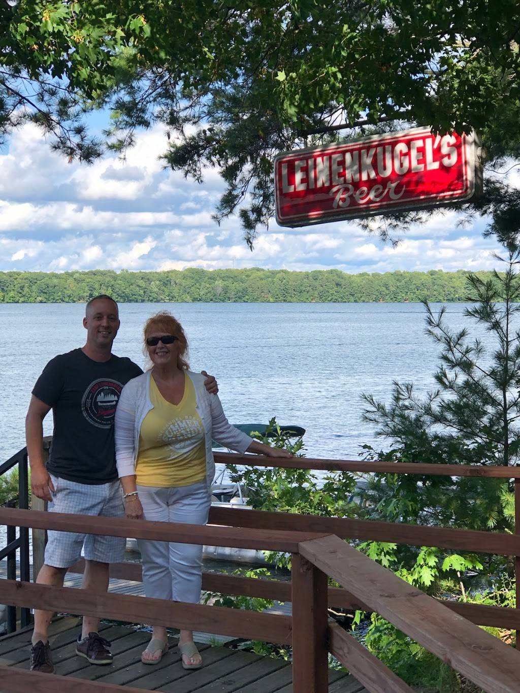 Flat Creek Restaurant & Saloon | restaurant | 10290 WI-27, Hayward, WI 54843, USA | 7156341466 OR +1 715-634-1466