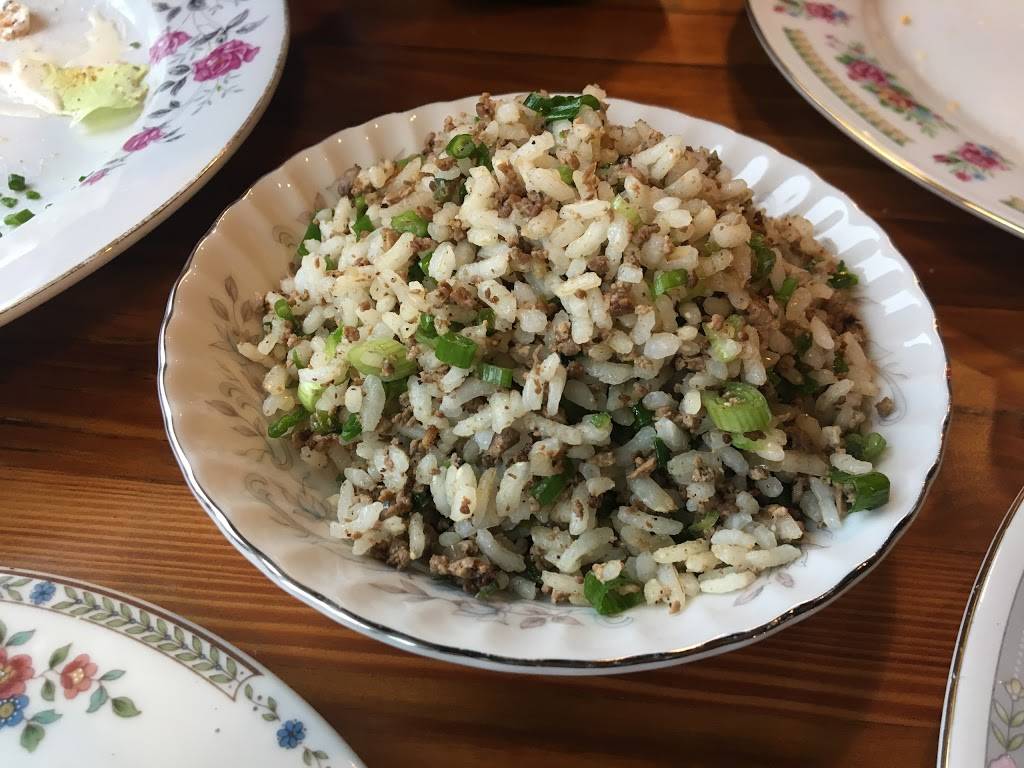 Mary Hoopas House of Fried Chicken & Oysters | restaurant | 2371 Hosea L Williams Dr SE, Atlanta, GA 30317, USA | 4042545236 OR +1 404-254-5236