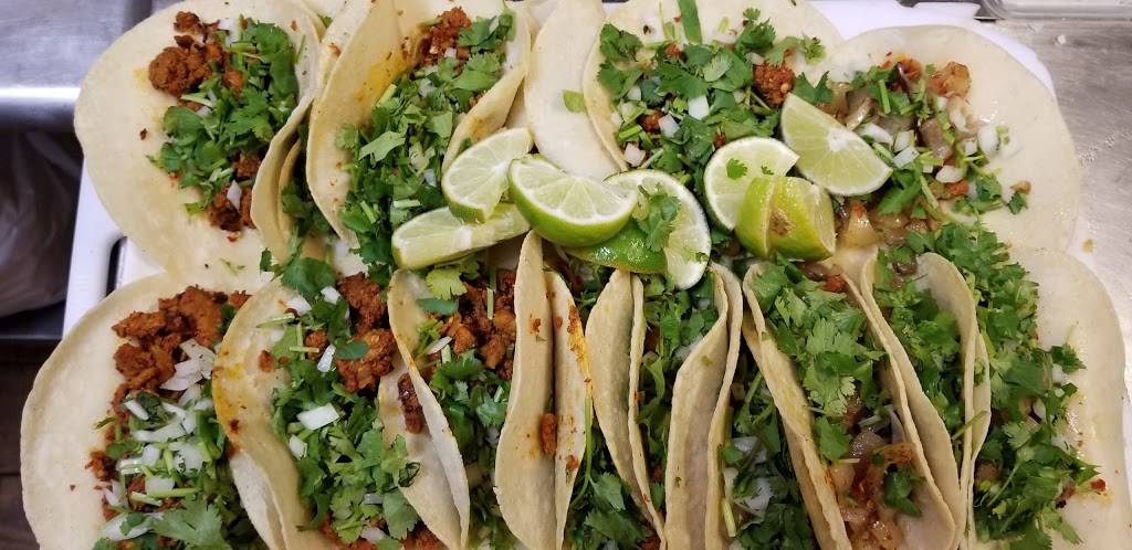 Taqueria Mexico Lindo | restaurant | 16 Market St, Lynn, MA 01901, USA | 7814774222 OR +1 781-477-4222