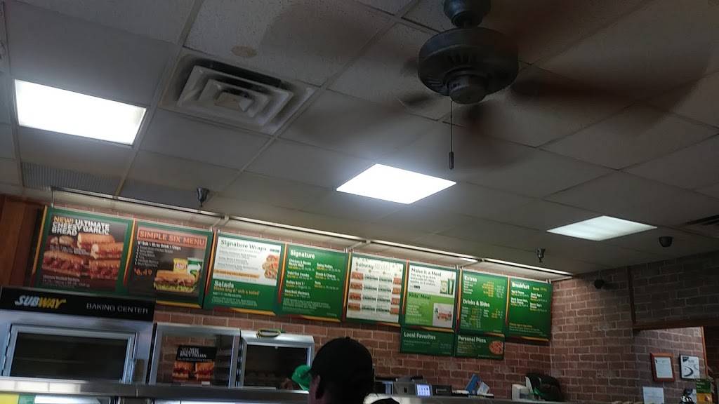 Subway Restaurants | restaurant | 1281 Cleveland Hwy Space #10, Northside Shopping Center, Dalton, GA 30720, USA | 7062729095 OR +1 706-272-9095
