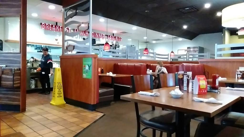 Dennys | restaurant | 4445 Main St, Buffalo, NY 14226, USA | 7168394749 OR +1 716-839-4749