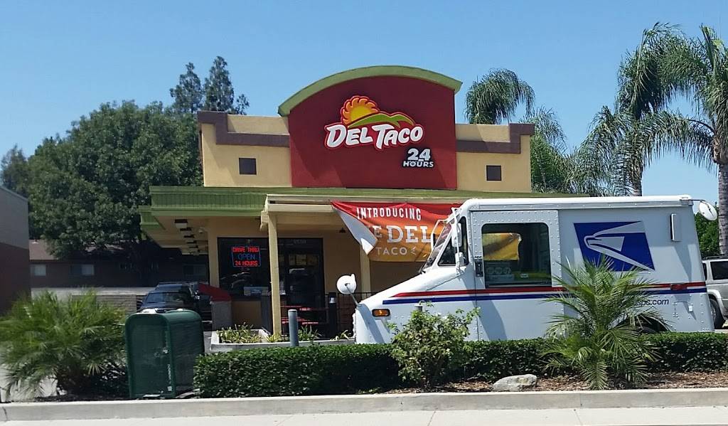 Del Taco | meal takeaway | 1941 N Placentia Ave, Fullerton, CA 92831, USA | 7149933780 OR +1 714-993-3780