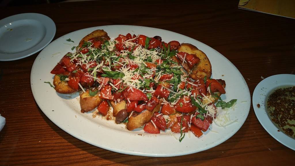 Papa Vinos Italian Kitchen | restaurant | 5110 Edison Lakes Pkwy, Mishawaka, IN 46545, USA | 5742711692 OR +1 574-271-1692