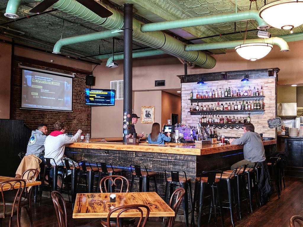 Olde Towne Public House | restaurant | 467 Court St, Portsmouth, VA 23704, USA | 7579661229 OR +1 757-966-1229