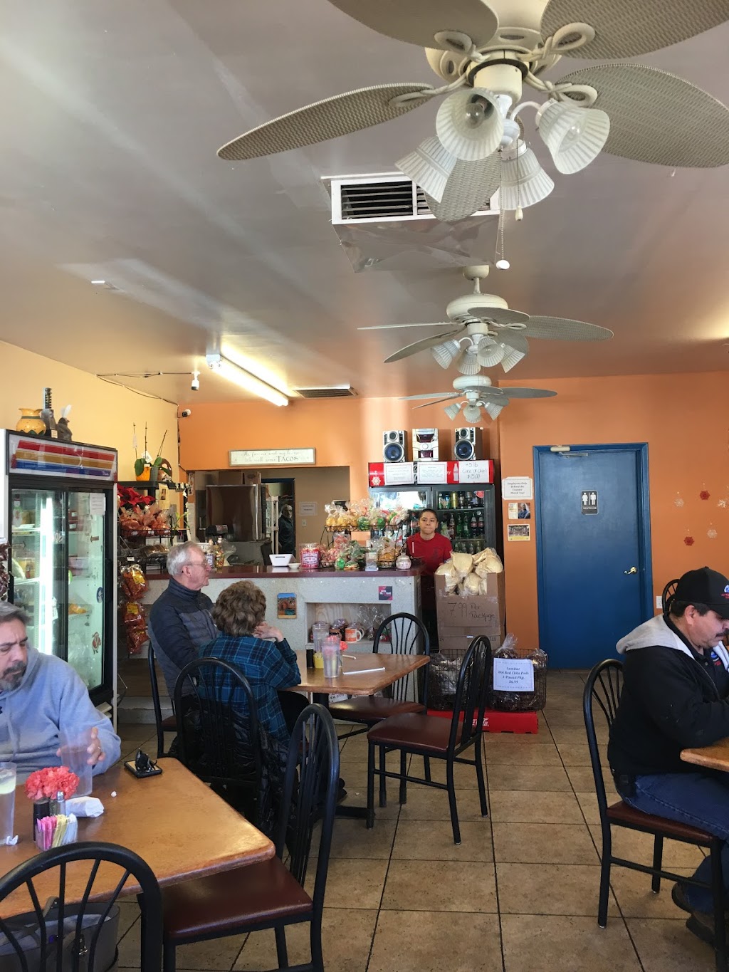 La Mexicana Tortilla Co | restaurant | 304 Coal Ave SW, Albuquerque, NM 87102, USA | 5052422558 OR +1 505-242-2558