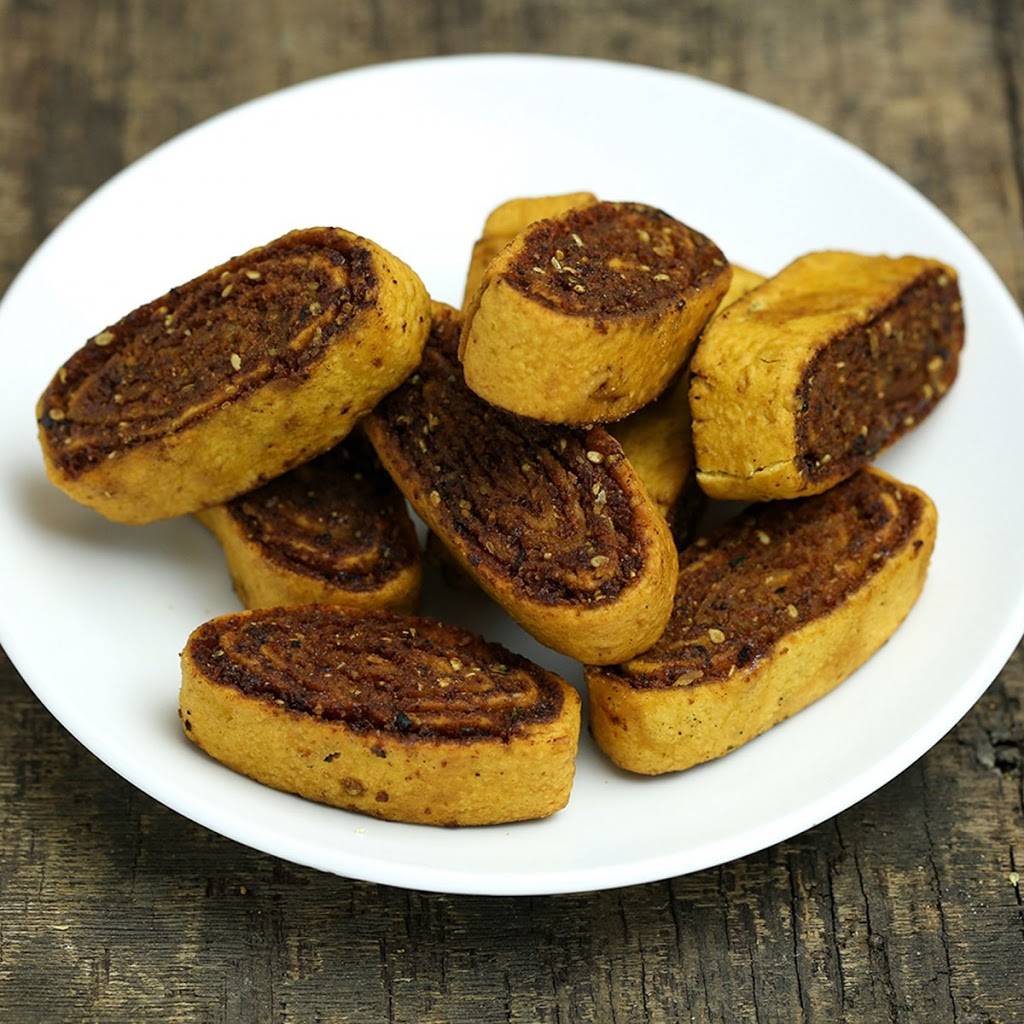 Purohit Sweets & Namkin | restaurant | 977 W Wise Rd, Schaumburg, IL 60193, USA | 8472787361 OR +1 847-278-7361