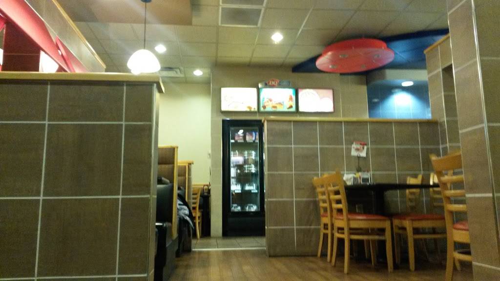 Dairy Queen Grill & Chill | restaurant | 324 W Mazon Ave, Dwight, IL 60420, USA | 8155841118 OR +1 815-584-1118