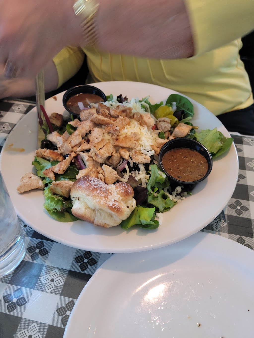 Pie-Zans | restaurant | 800 W Tomichi Ave, Gunnison, CO 81230, USA | 9706415255 OR +1 970-641-5255