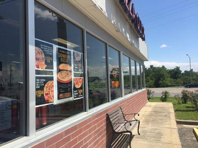 Pizza Quick | restaurant | 101 Bridges St, Sylvester, GA 31791, USA | 2297776001 OR +1 229-777-6001