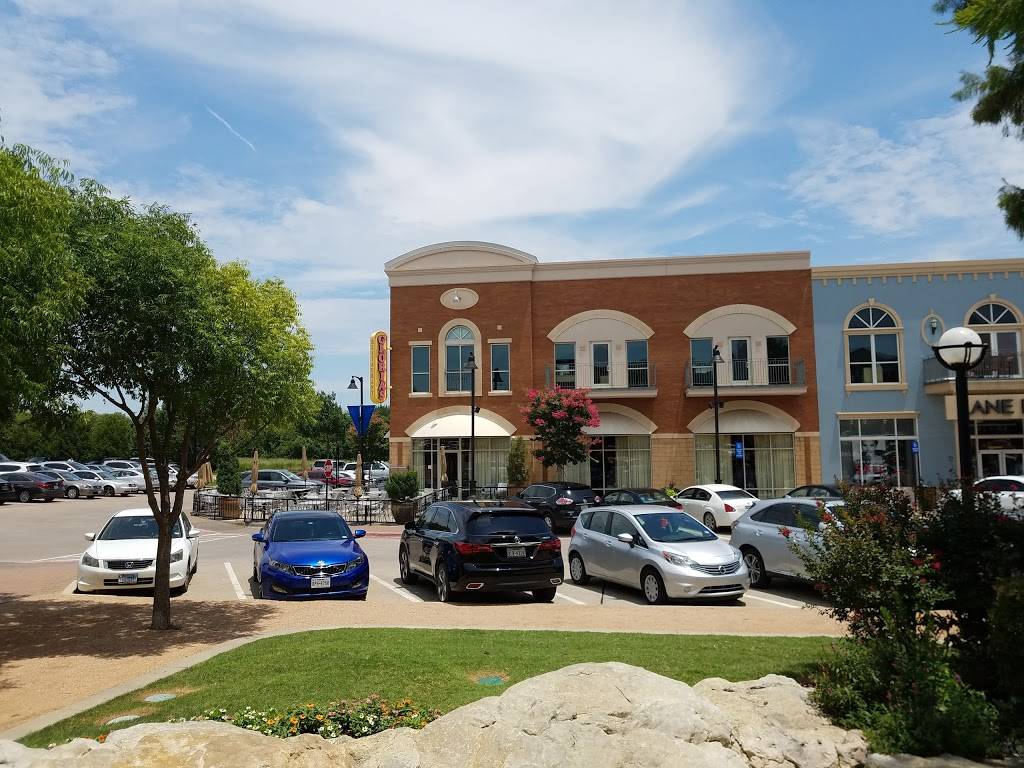 Glorias Latin Cuisine | restaurant | 3901 Arlington Highlands Blvd #137, Arlington, TX 76018, USA | 8177012981 OR +1 817-701-2981