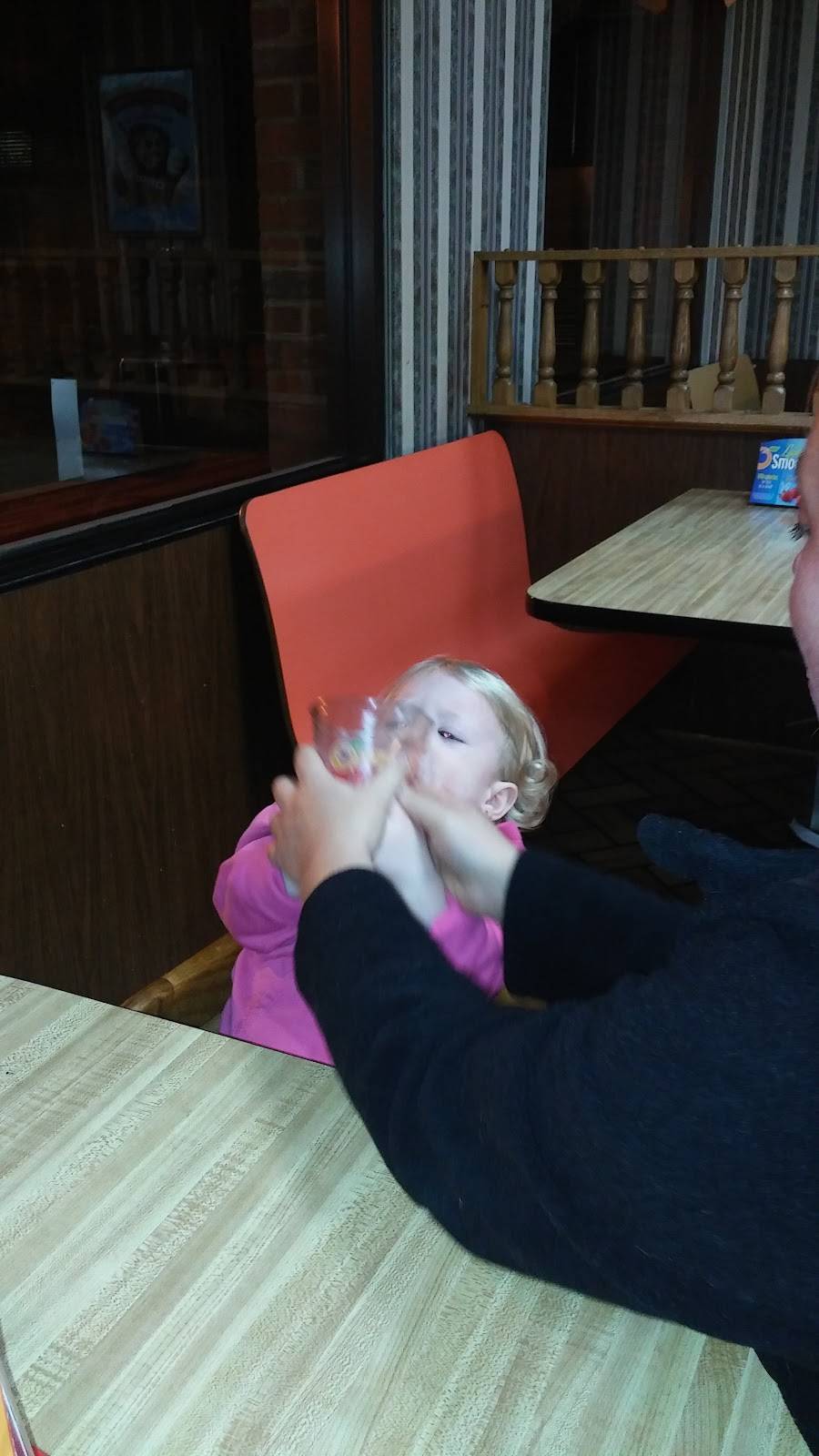 Dairy Queen | restaurant | 148 E State St SE, Niles, OH 44446, USA | 3306529213 OR +1 330-652-9213