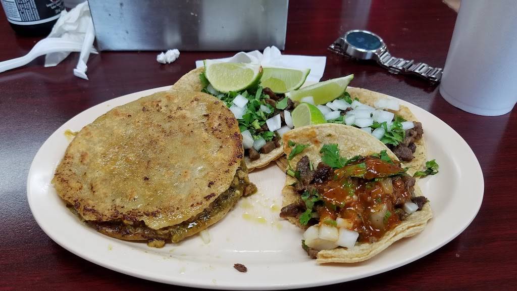 Panchos Burritos | restaurant | 816 W Golf Rd, Schaumburg, IL 60194, USA | 8478854056 OR +1 847-885-4056