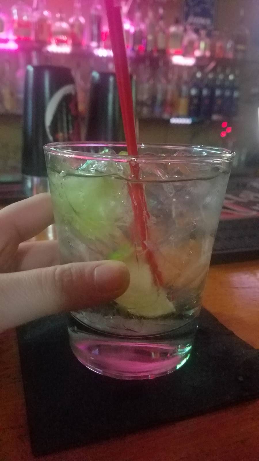 Just 1 More Bar & Grille | restaurant | 9355 Kingston Pike #5, Knoxville, TN 37922, USA | 8657691500 OR +1 865-769-1500