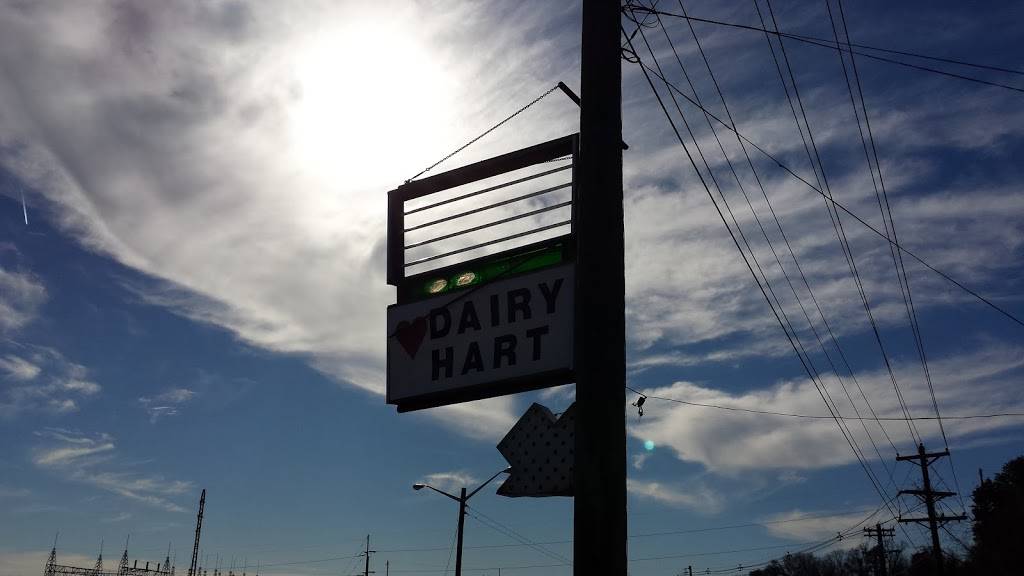 Dairy Hart | restaurant | 812 Riverside Dr, Danville, VA 24540, USA | 4347921923 OR +1 434-792-1923