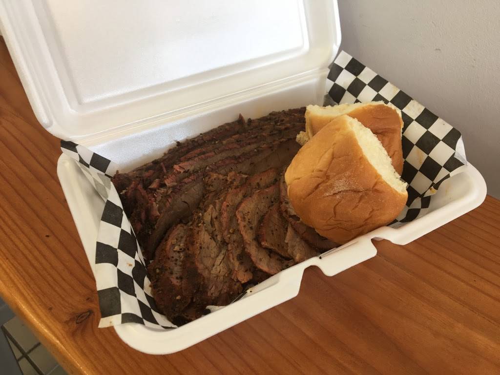 Smoky Doky BBQ | restaurant | 223 W Anaheim St, Wilmington, CA 90744, USA | 4243640588 OR +1 424-364-0588