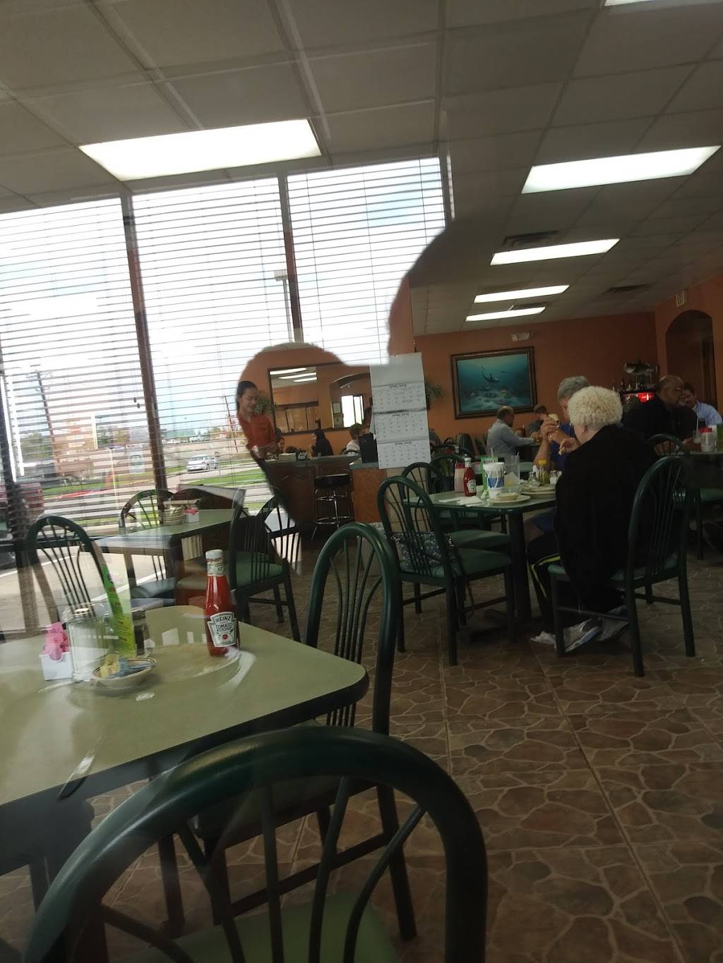 Cancuns Amerimex Restaurant | restaurant | 1585 US-77, Waxahachie, TX 75165, USA | 9723510053 OR +1 972-351-0053